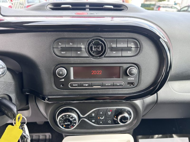 RENAULT TWINGO III 1.0 SCE 70 STOP & START RED NIGHT