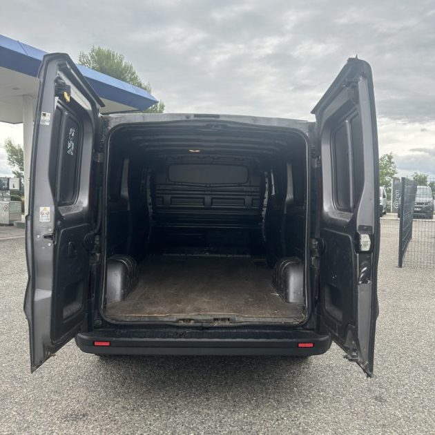 RENAULT TRAFIC L2H1 1200 1.6 dCi 125 ch Energy Grand Confort Garantie 12 Mois 