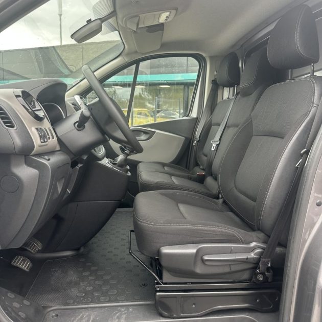 RENAULT TRAFIC L2H1 1200 1.6 dCi 125 ch Energy Grand Confort Garantie 12 Mois 