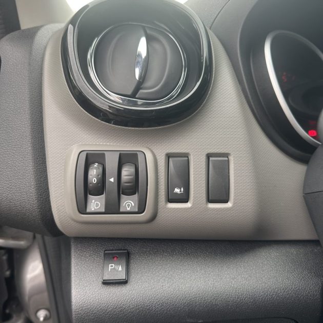 RENAULT TRAFIC L2H1 1200 1.6 dCi 125 ch Energy Grand Confort Garantie 12 Mois 