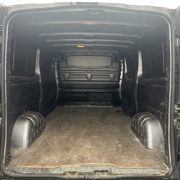 RENAULT TRAFIC L2H1 1200 1.6 dCi 125 ch Energy Grand Confort Garantie 12 Mois 