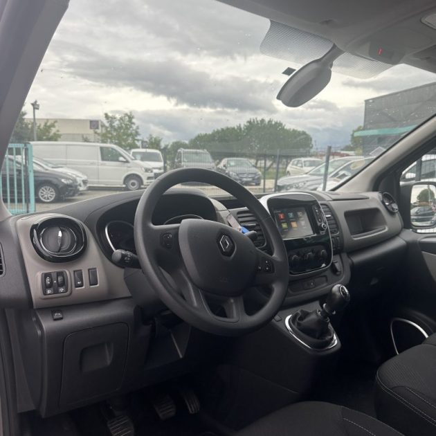 RENAULT TRAFIC L2H1 1200 1.6 dCi 125 ch Energy Grand Confort Garantie 12 Mois 