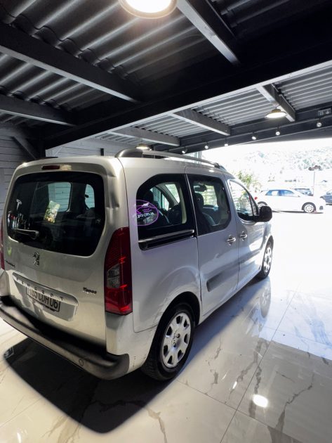 Peugeot Partner 1.6 HDi Édition Loisir – Révisé, garanti, aucun frais à prévoir