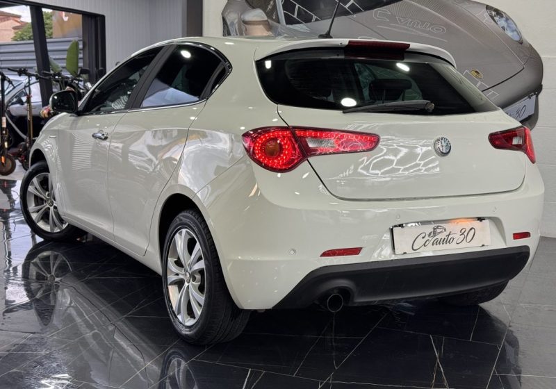 ALFA ROMEO GIULIETTA 2013