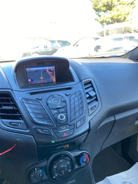 FORD FIESTA 1.0 EcoBoost 100ch Stop&Start Titanium 3p