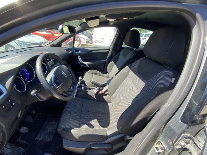 CITROEN DS4 2012
