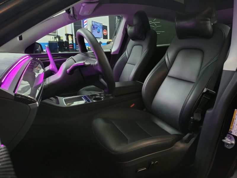 TESLA MODEL Y 300ch STANDARD + RWD