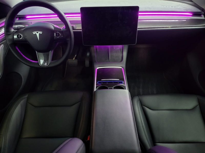 TESLA MODEL Y 300ch STANDARD + RWD