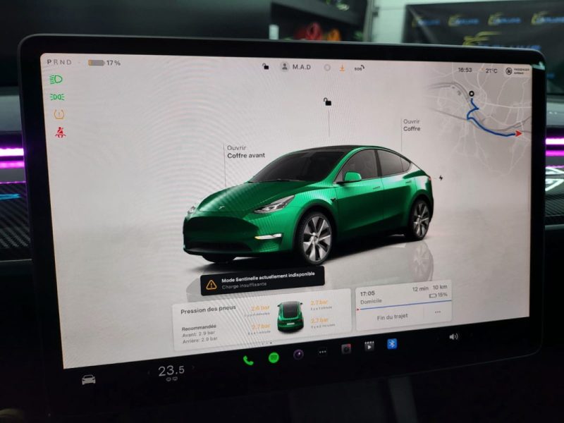 TESLA MODEL Y 300ch STANDARD + RWD