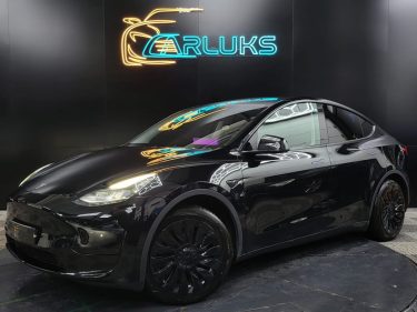 TESLA MODEL Y 300ch STANDARD + RWD