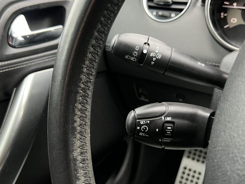 PEUGEOT RCZ 2.0 HDI 163 Cv ECRAN TACTILE ANDROID & APPLE CARPLAY / CAMERA RECUL - GARANTIE 1 AN