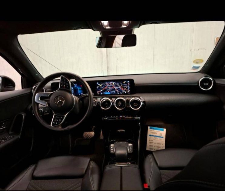 MERCEDES CLASSE A 2021