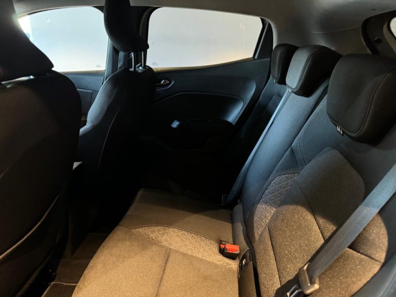 CLIO 5 E-TECH BUSINESS 140 SIEGES CHAUFFANTS / ENTRETIEN RENAULT / 4 PNEUS NEUFS