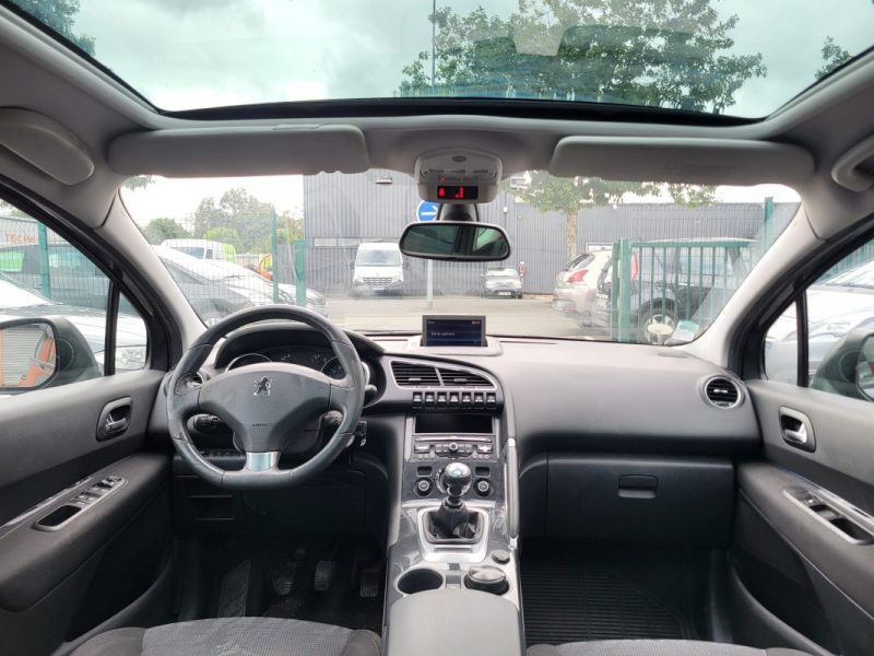 PEUGEOT 3008  2.0 HDi 150 cv - GARANTIE