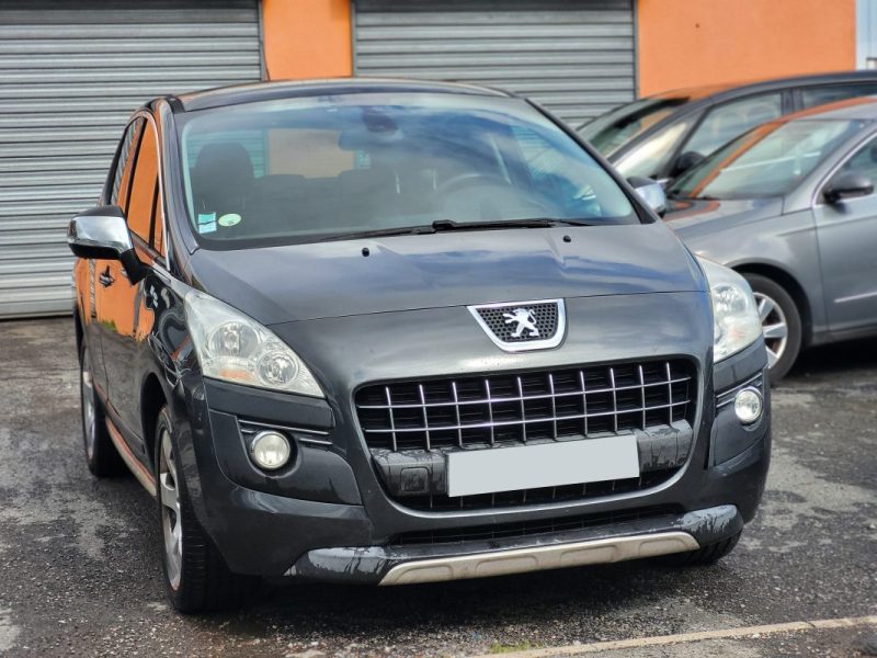 PEUGEOT 3008  2.0 HDi 150 cv - GARANTIE