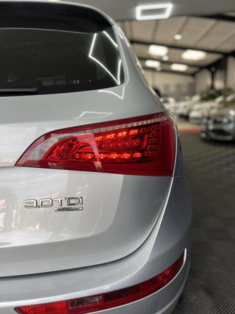 AUDI Q5 3.0 V6 TDI AVUS Quattro STronic - Vidange boite et entretien complet - Toit ouvrant