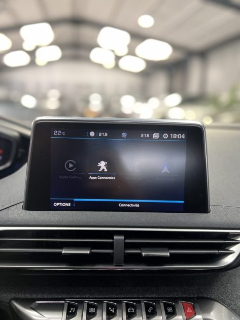 PEUGEOT 3008 1.2 PureTech 130ch - Entretien Peugeot - Garantie 1 an