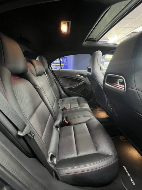 MERCEDES CLASSE A 200 d AMG-Line - Toit ouvrant - CarPlay - Sièges mémoires - Cuir 2016