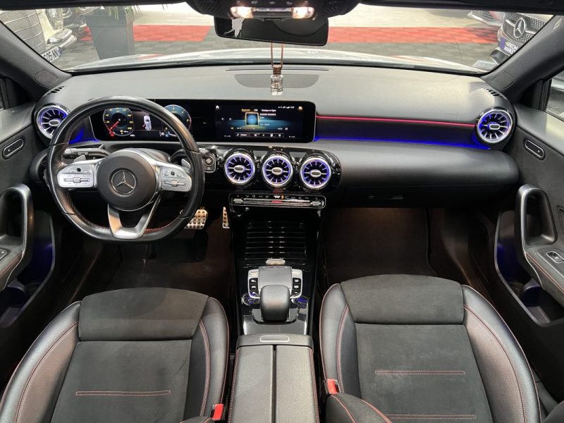 MERCEDES CLASSE A180 D AMG Line 7G-Dct - Toit ouvrant - Eclairage d\'ambiance - Carplay - GPS - 2018
