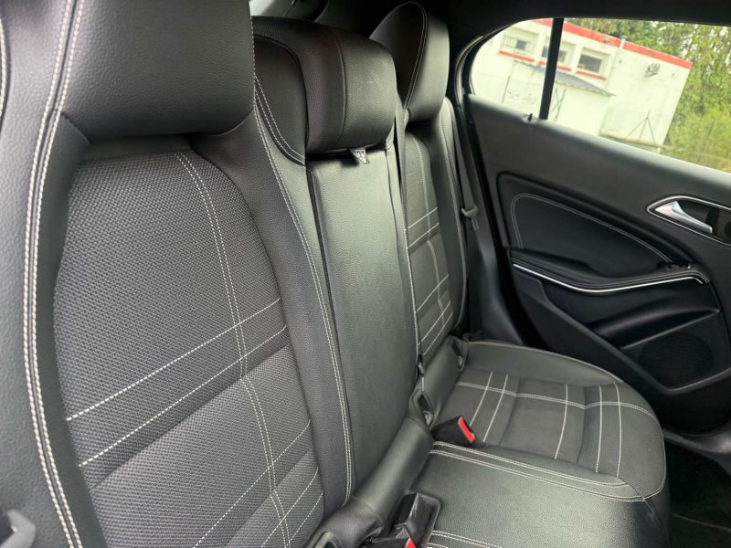 MERCEDES CLASSE GLA 200 2.1 CDi 16V 4MATIC 7G-DCT 136 cv Boîte auto DEPOT-VENTE