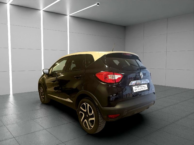 RENAULT CAPTUR 2015