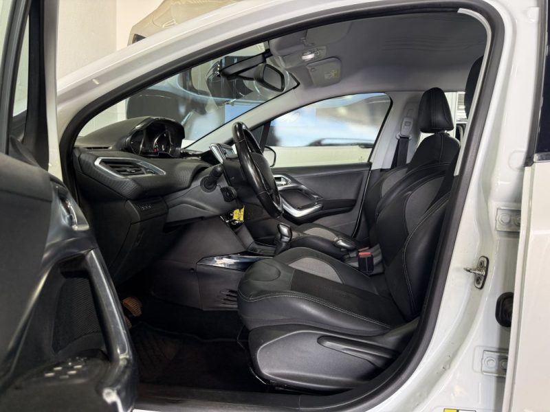 PEUGEOT 2008 2015 1.2 PureTech 110cv Urban Cross 