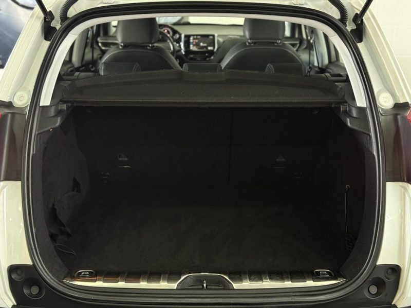 PEUGEOT 2008 2015 1.2 PureTech 110cv Urban Cross 