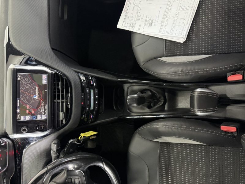 PEUGEOT 2008 2015 1.2 PureTech 110cv Urban Cross 