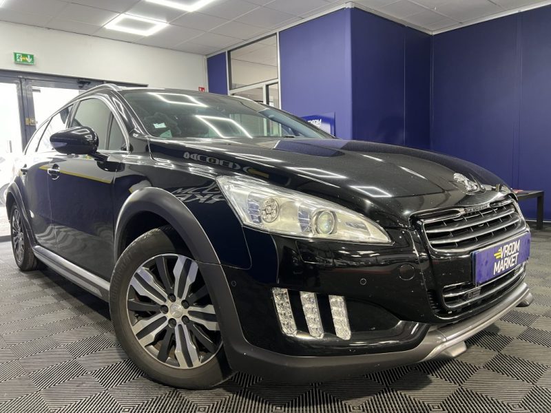 PEUGEOT 508 SW RXH 2.0 HDI Hybrid4 200CH - Toit panoramique - Vidange boite ok - Distribution ok