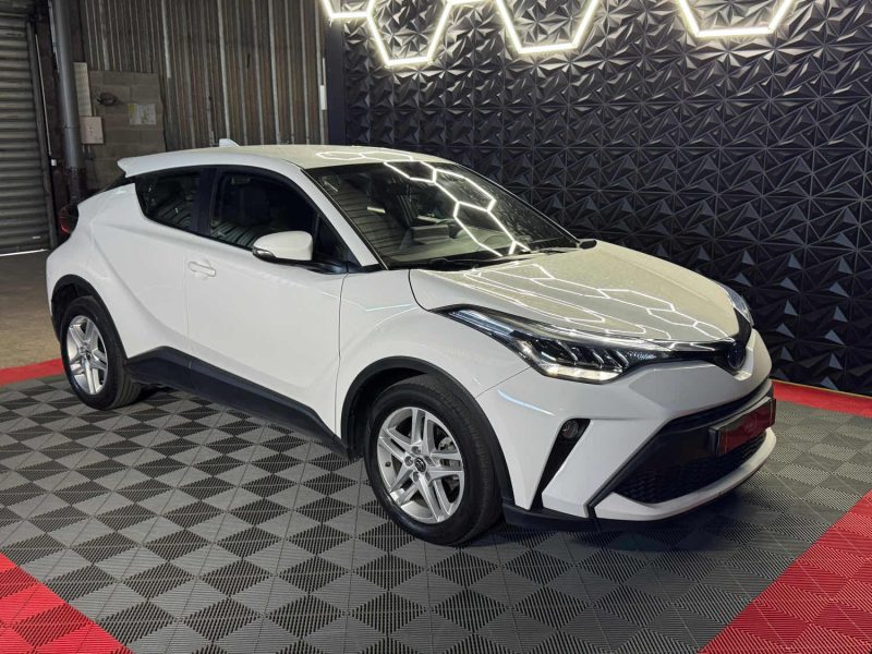 TOYOTA C-HR 2023