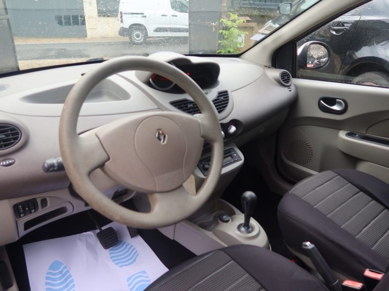 RENAULT TWINGO 2010