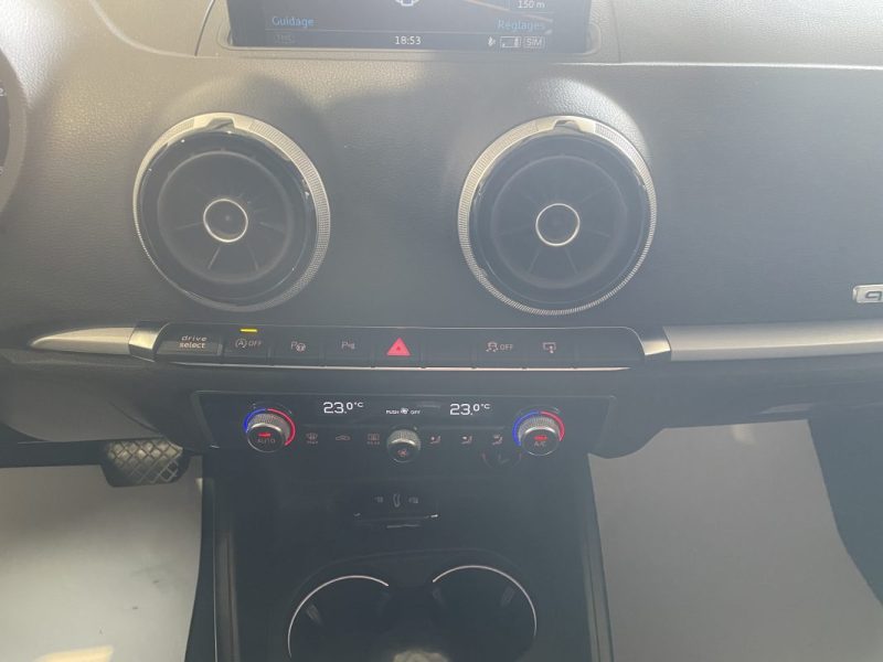 AUDI A3 SPORTBACK 2015