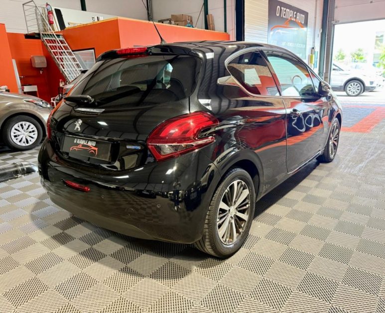 PEUGEOT 208 1.6 Allure Blue HDI 100ch