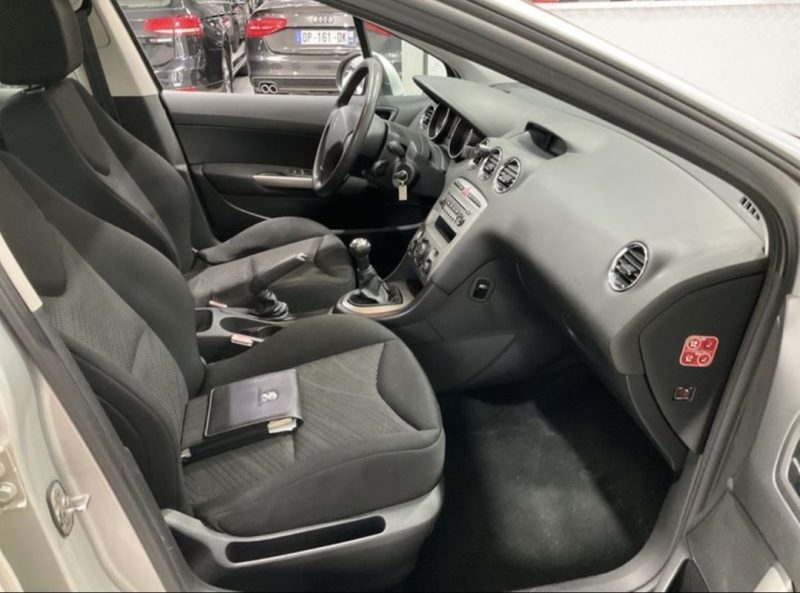 PEUGEOT 308 1.6 HDI 90 CONFORT