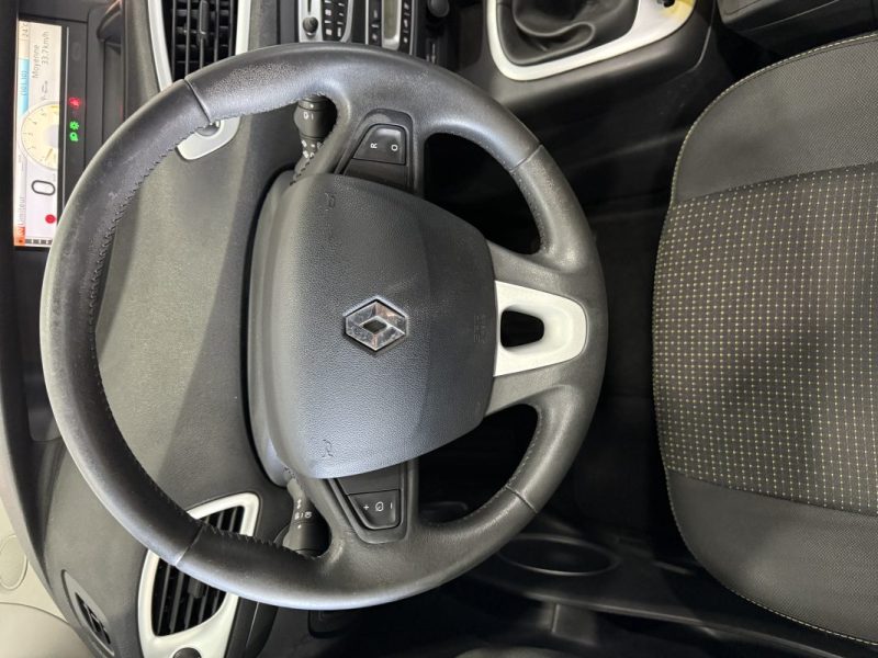 RENAULT MEGANE SCENIC 2010