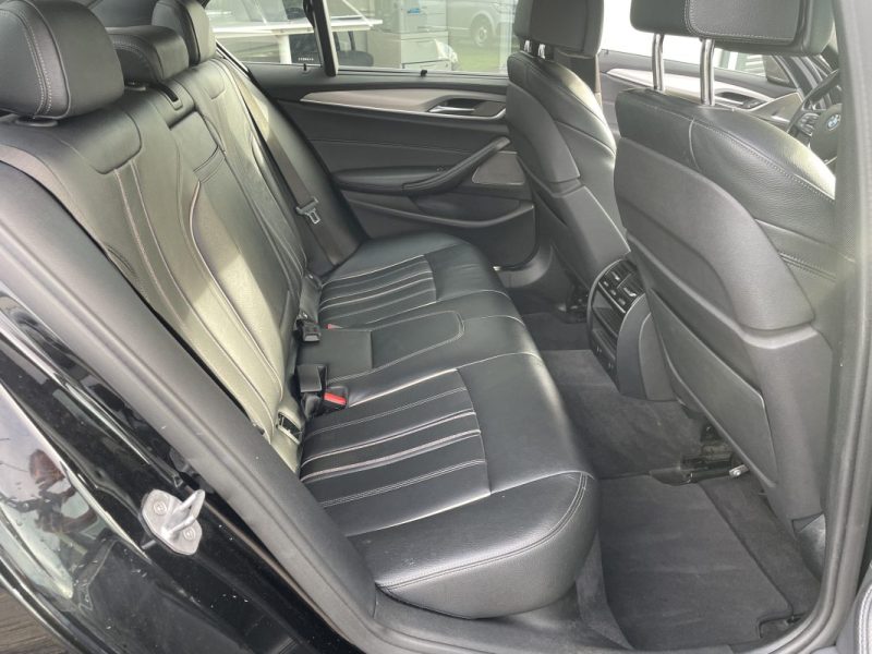 BMW Série 5 - 530dA xDrive 265ch Luxury Toit ouvrant / Drive Assist PRO / Park Assist Plus / CarPlay