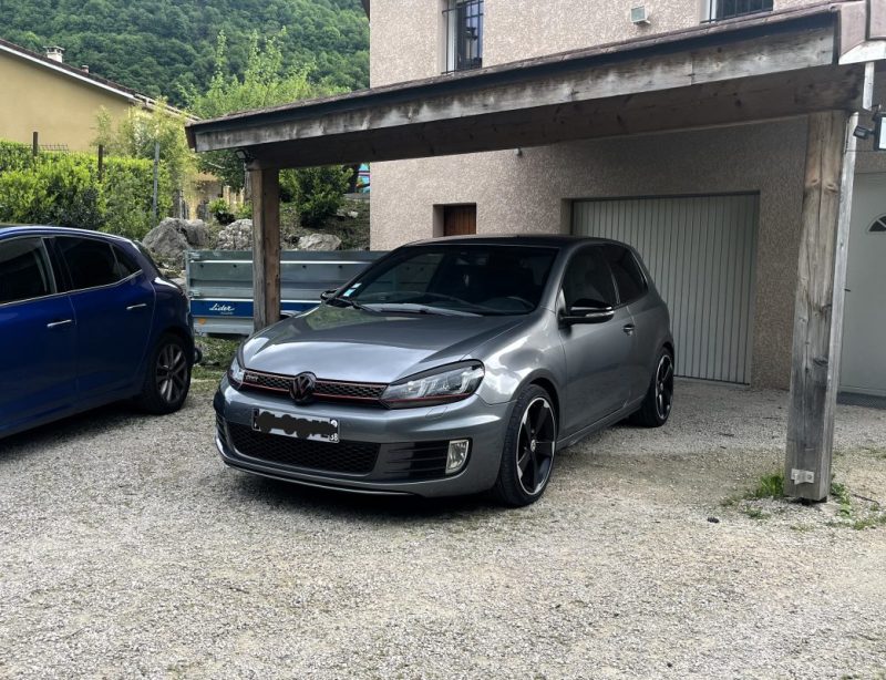 VOLKSWAGEN GOLF 2009