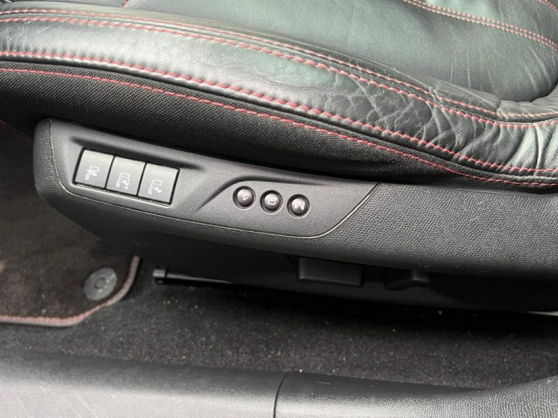 PEUGEOT 308 1.2 e-THP 130cv GT LINE - DISTRIBUTION NEUVE