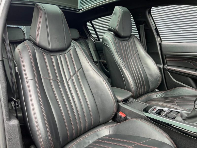 PEUGEOT 308 1.2 e-THP 130cv GT LINE - DISTRIBUTION NEUVE