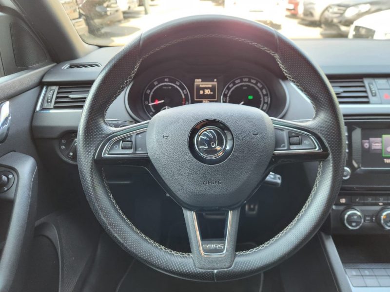 Skoda Octavia 2014 Combi 2.0 TSI 220 RS DSG*CUIR*XENON*