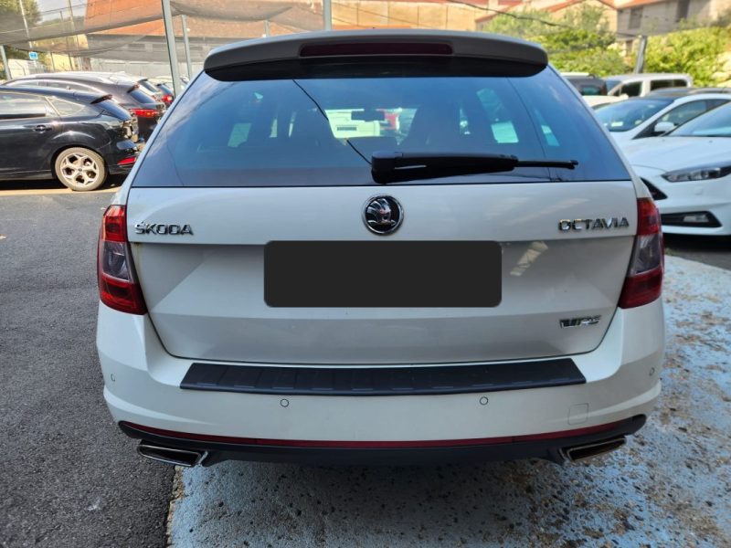 Skoda Octavia 2014 Combi 2.0 TSI 220 RS DSG*CUIR*XENON*