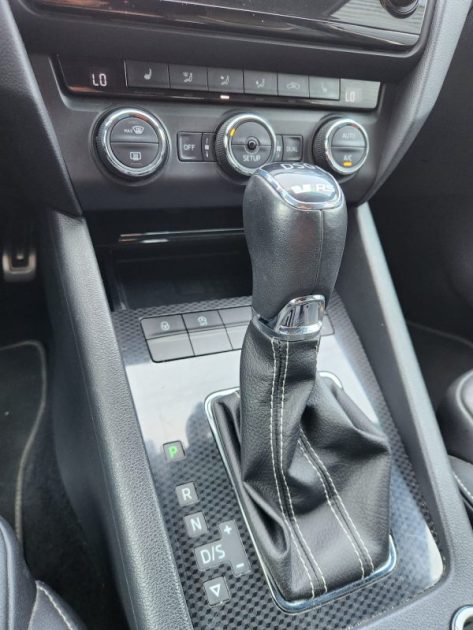 Skoda Octavia 2014 Combi 2.0 TSI 220 RS DSG*CUIR*XENON*