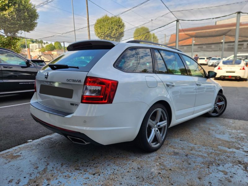 Skoda Octavia 2014 Combi 2.0 TSI 220 RS DSG*CUIR*XENON*