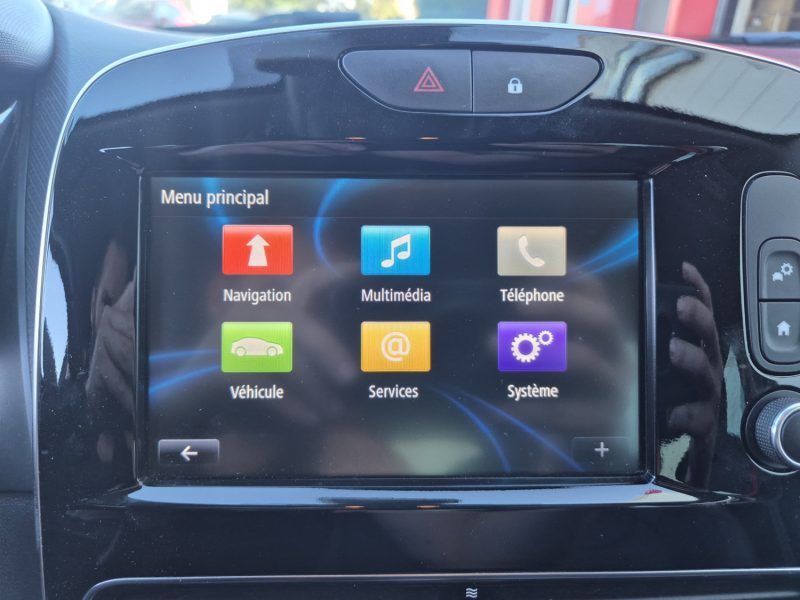 RENAULT CLIO 1.6 T 220ch RS Trophy