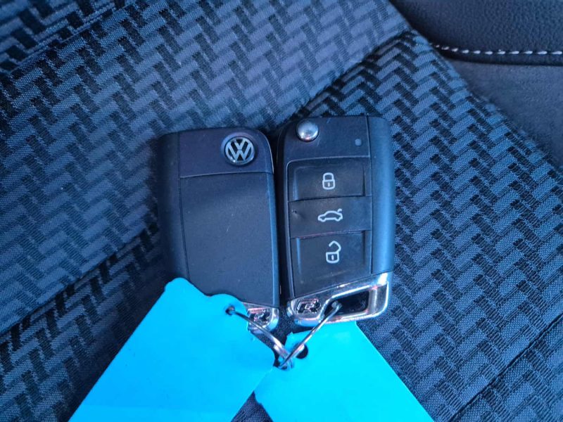 VOLKSWAGEN T-ROC R 2.0 TFSI 300 4Motion R