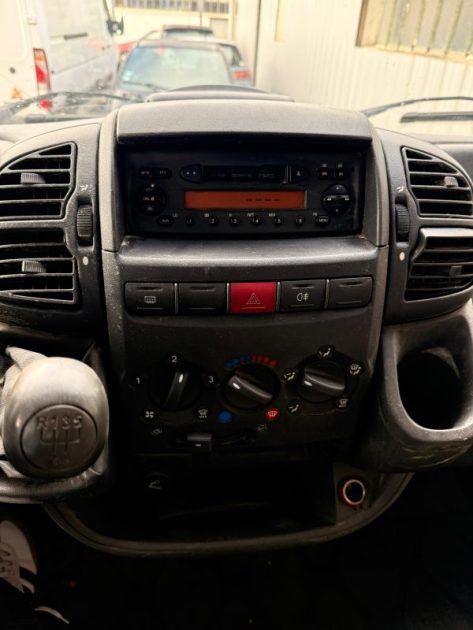 CITROEN JUMPER CAMION CAISSE 15-17M3 HAYON- TVA RECUPERABLE - REVISION OK