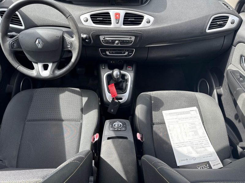 RENAULT SCENIC 3 2009