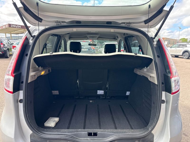 RENAULT SCENIC 3 2009