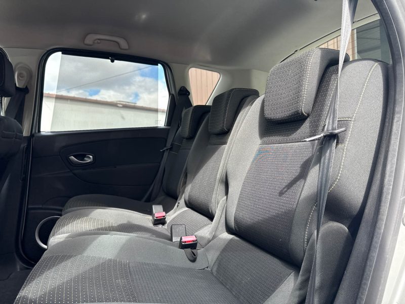 RENAULT SCENIC 3 2009