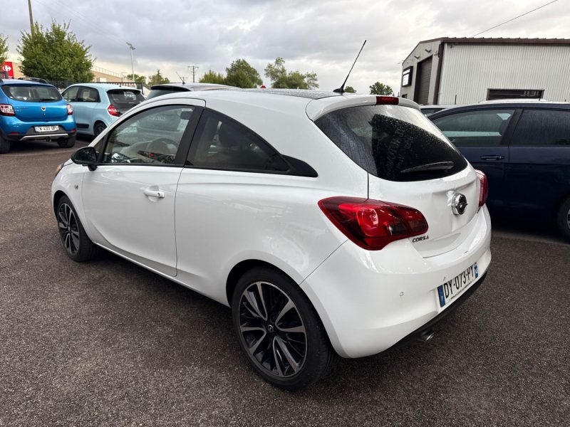 OPEL CORSA 2015